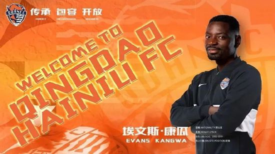 ”今日发布的特辑就呈现了影片中一场颇为关键的爆炸戏份，为了营救被绑架的作家洛蕾塔（桑德拉·布洛克饰），小说封面模特艾伦（查宁·塔图姆饰）和杰克教官（布拉德·皮特）深入敌人老巢，一番硬核又逗趣的肉搏战后，面对敌人的追击，两人将洛蕾塔连人带椅“扔”进独轮手推车，在惊险爆炸中逃出生天
